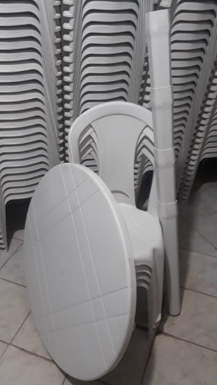mesa redonda desmontavel.jpeg